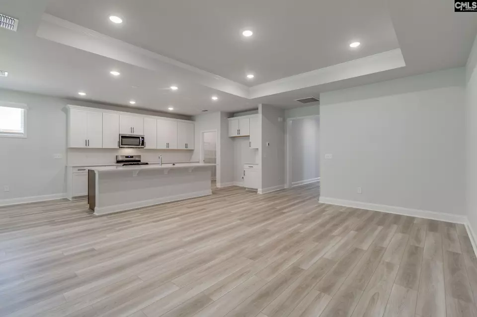 Living - 667 Carters Grove Ln, Blythewood, SC 29016 photo 1 of 5