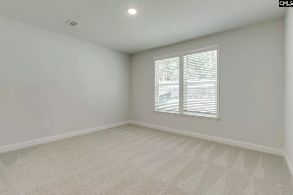 Bedroom - 667 Carters Grove Ln, Blythewood, SC 29016 photo 4 of 6