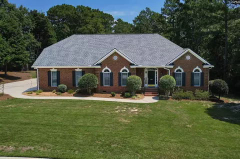 108 Hounds Run Dr, Lexington, SC 29072