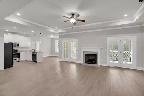 Living - 1467 Springvale Rd, Lugoff, SC 29078 photo 2 of 3