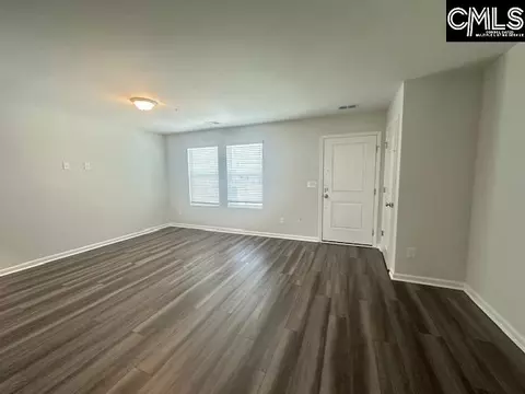 Living - 1062 Astoria Dr, Columbia, SC 29229 photo 1 of 1