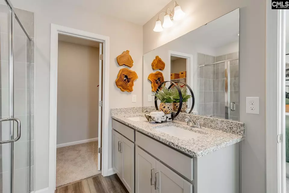 Bath - 1062 Astoria Dr, Columbia, SC 29229 photo 4 of 4