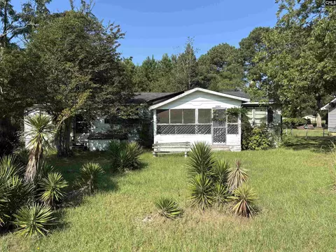 2360 Lisbon Dr, Sumter, SC 29154