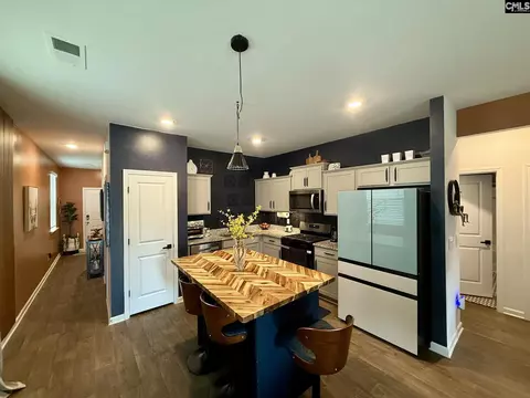 125 Hunters Branch Dr, Hopkins, SC 29061
