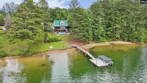 561 Meadowlake Rd, Blair, SC 29015