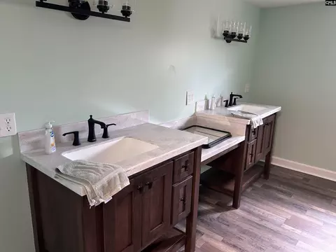 Bath - 131 Cotney Road Rd, Prosperity, SC 29127 photo 2 of 6