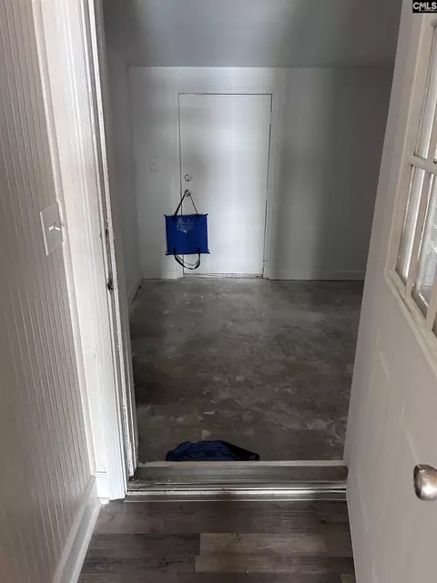 Entry Way - 131 Cotney Road Rd, Prosperity, SC 29127 photo 3 of 4