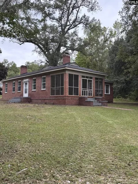 225 Oak Hill Rd, Eastover, SC 29044