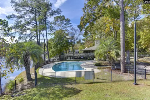 1 Gardenwood Ct, Columbia, SC 29209
