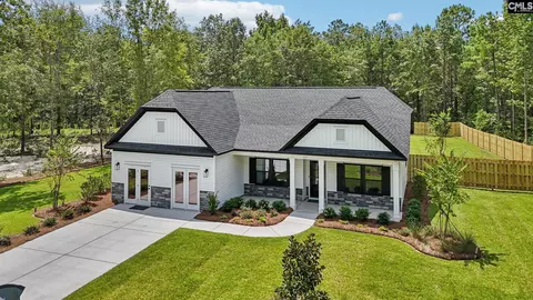 167 Four Oaks Dr, Lugoff, SC 29078