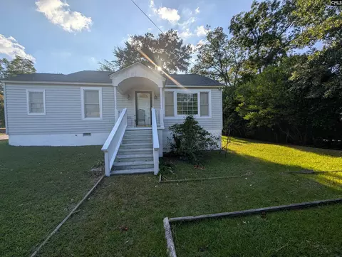 223 Caldwell St, Newberry, SC 29108