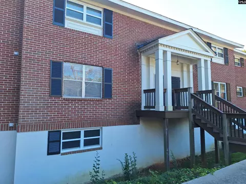 601 Riverhil Cir #D1, Columbia, SC 29210