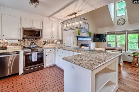 Kitchen - 331 Westshore Dr, Ridgeway, SC 29130 photo 1 of 3