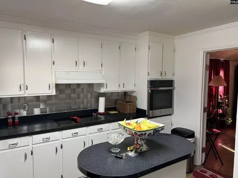 Kitchen - 1411 E Harrison Ext St, Dillon, SC 29536 photo 5 of 5