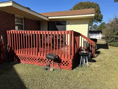 Exterior - 1411 E Harrison Ext St, Dillon, SC 29536 photo 5 of 12