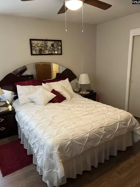 Bedroom - 1411 E Harrison Ext St, Dillon, SC 29536 photo 5 of 8