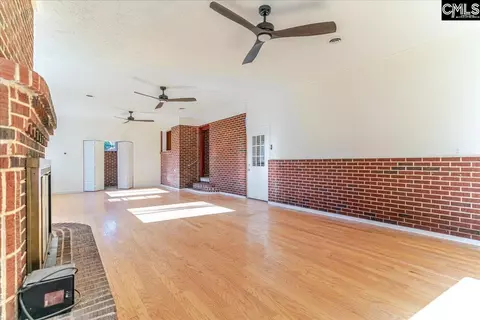 Living - 6100 Springfield Rd, Williston, SC 29853 photo 7 of 7
