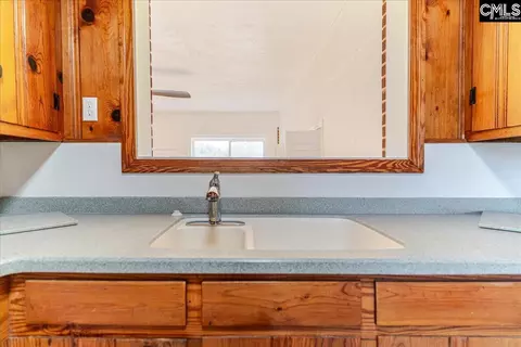 Kitchen - 6100 Springfield Rd, Williston, SC 29853 photo 4 of 4