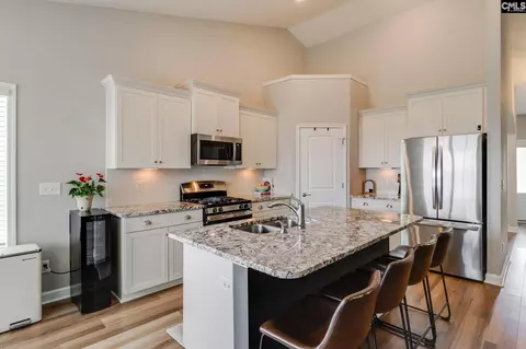 Kitchen - 3020 Cannon Pl, Elgin, SC 29045 photo 2 of 4