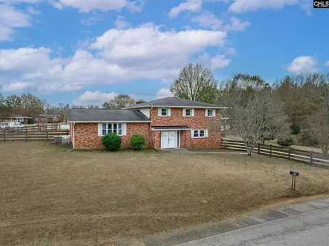 560 Edisto Dr, Batesburg, SC 29006