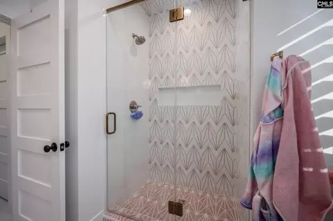 Bath - 341 Rocky Meadow Dr, Gilbert, SC 29054 photo 8 of 10