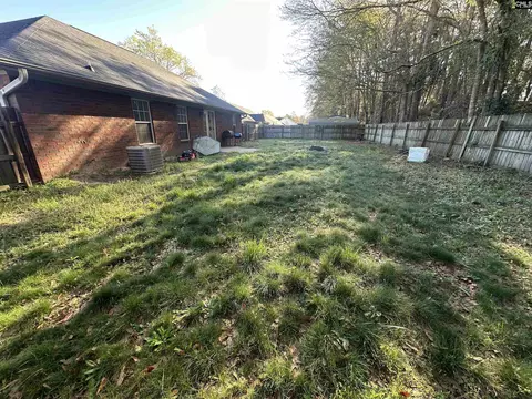 Exterior - 3315 Oleander Dr, Sumter, SC 29154 photo 4 of 6