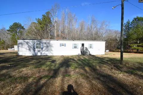 368 Woodland Rd, Silverstreet, SC 29145