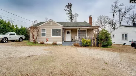 127 S Pine St, Batesburg, SC 29006