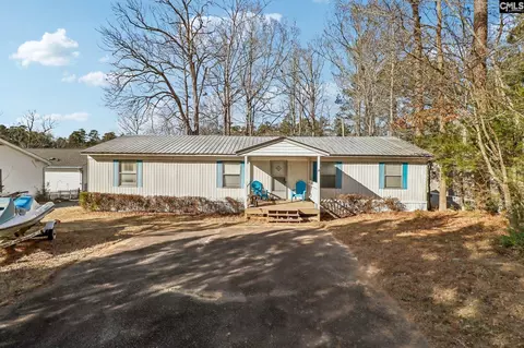 1046 Blacksgate East Rd, Prosperity, SC 29127 photo 2