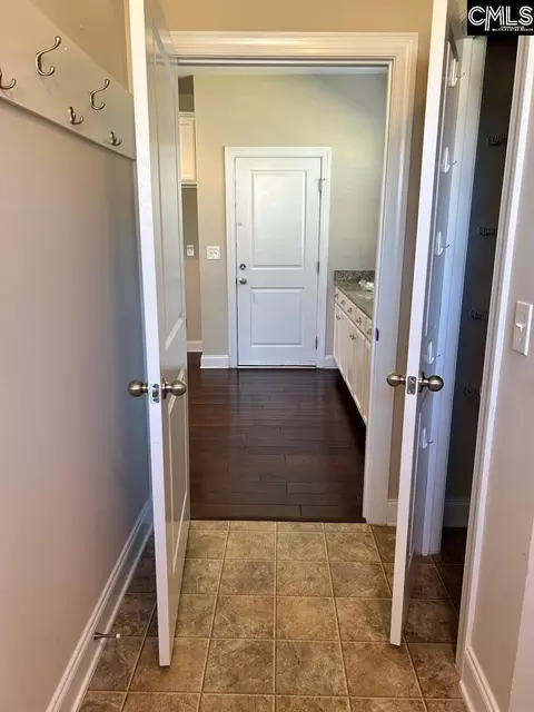Entry Way - 60 Fork Branch Ct, Irmo, SC 29063 photo 9 of 12