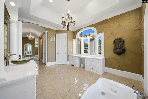 Bath - 180 Lillian St, Gilbert, SC 29054 photo 3 of 8
