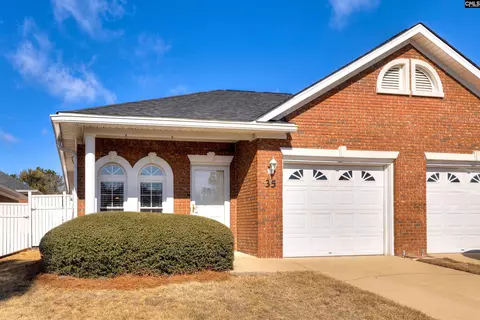 35 Crescent Moon Ct, Lexington, SC 29072