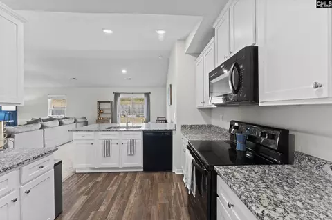 Kitchen - 145 Sundew Rd, Elgin, SC 29045 photo 2 of 2