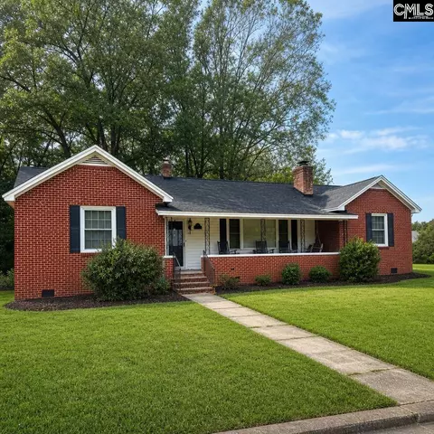 110 Harris St, Bishopville, SC 29010