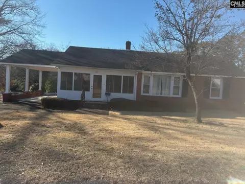 105 Mciver St, Cheraw, SC 29520