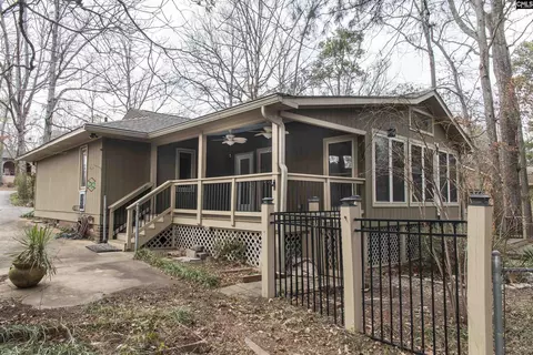 1304 Country Squire Dr, Columbia, SC 29212
