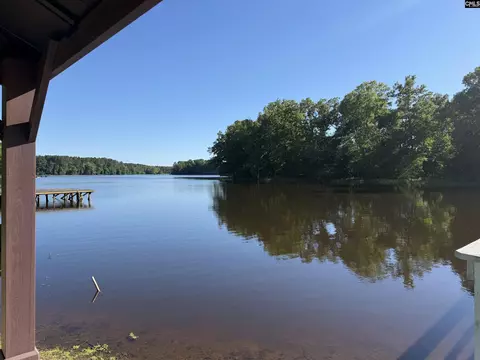 1037 Natures Cove Rd, Saluda, SC 29138