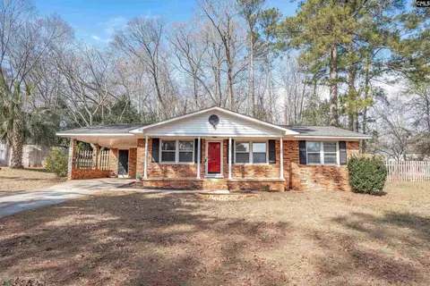 131 Laurel Dr, Lexington, SC 29072