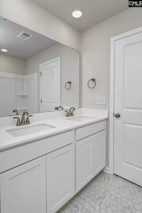 Bath - 1069 Tabor Pl, Aiken, SC 29801 photo 7 of 11