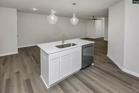 Kitchen - 1069 Tabor Pl, Aiken, SC 29801 photo 4 of 8