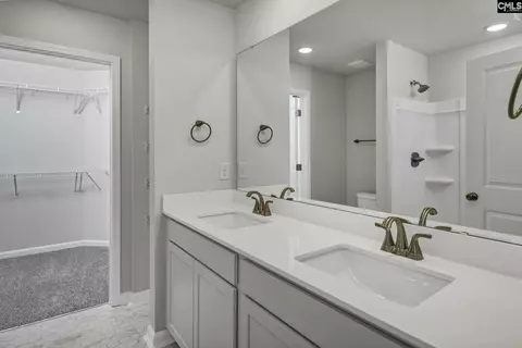 Bath - 1069 Tabor Pl, Aiken, SC 29801 photo 2 of 11