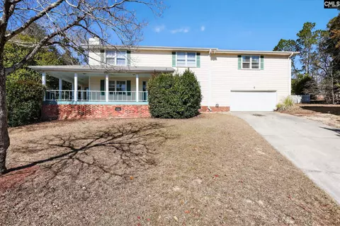 18 Belle Oaks Ct, Elgin, SC 29045