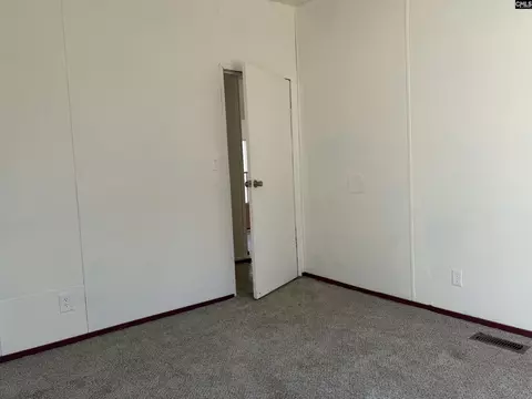 6726 E Peach Rd, Ridgeway, SC 29130 photo 10