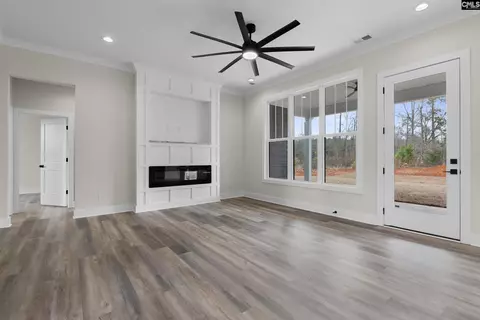 Living - 70 Navigator Trl, Prosperity, SC 29127 photo 2 of 2