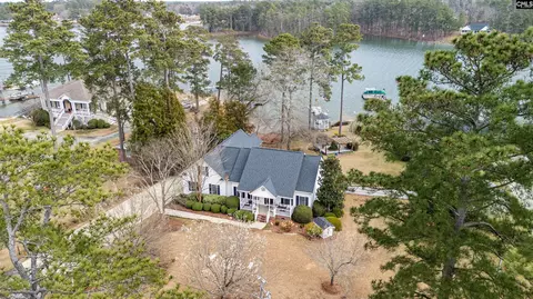 624 E Point Dr, Gilbert, SC 29054