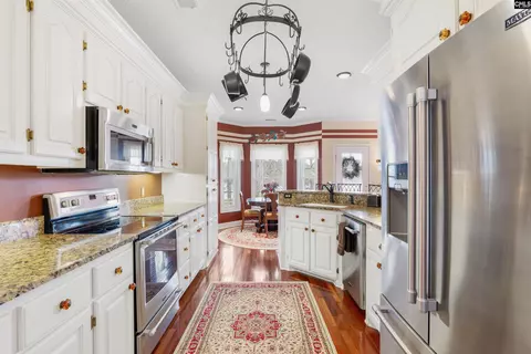 Kitchen - 624 E Point Dr, Gilbert, SC 29054 photo 2 of 3