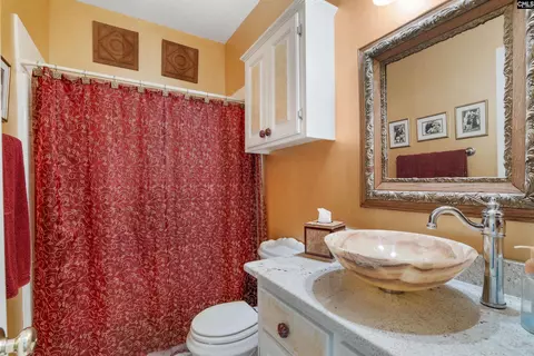 Bath - 624 E Point Dr, Gilbert, SC 29054 photo 3 of 4