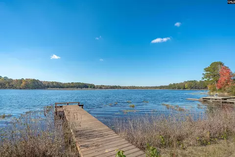 105 Dogwood Shores Ln, Eastover, SC 29044
