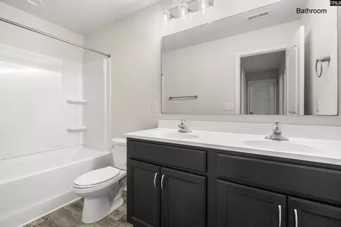 Bath - 463 W Barr St, Lancaster, SC 29720 photo 3 of 4