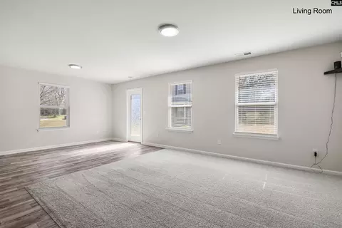 Living - 463 W Barr St, Lancaster, SC 29720 photo 1 of 3